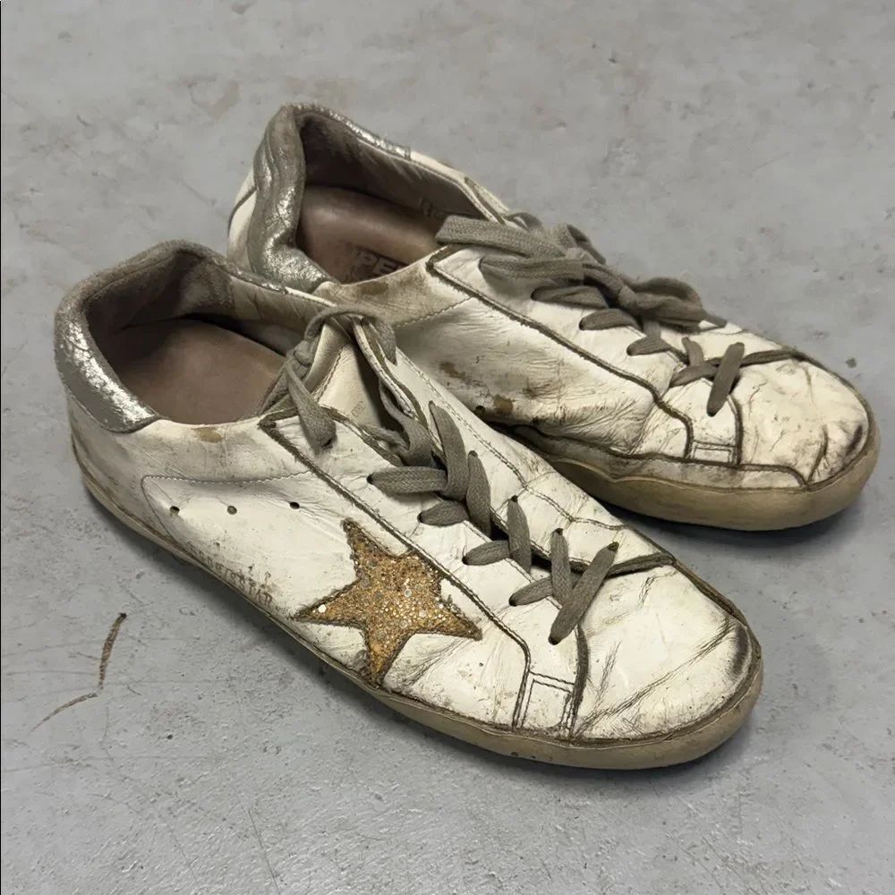White and Gold Star Sneakers GOLDEN GOOSE Size 39 - Gold Distressed Off White